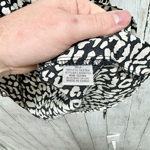 e.ssue Skirt Women Size M Animal Printed Wrap Crossover High Waisted Midi Skirt - Picture 3 of 5